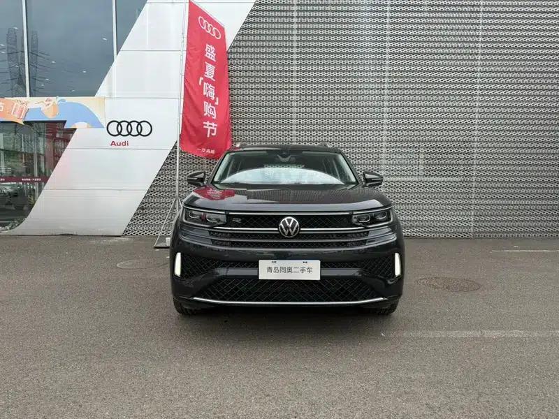 2024 Range Rover 380TSI AWD R-Line Touring Edition — миниатюра 2