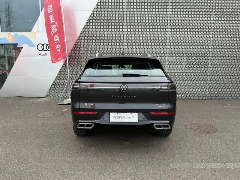 2024 Range Rover 380TSI AWD R-Line Touring Edition — миниатюра 3