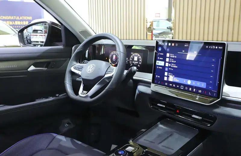 2026 Range Rover 450TSI AWD Flagship Edition — миниатюра 15