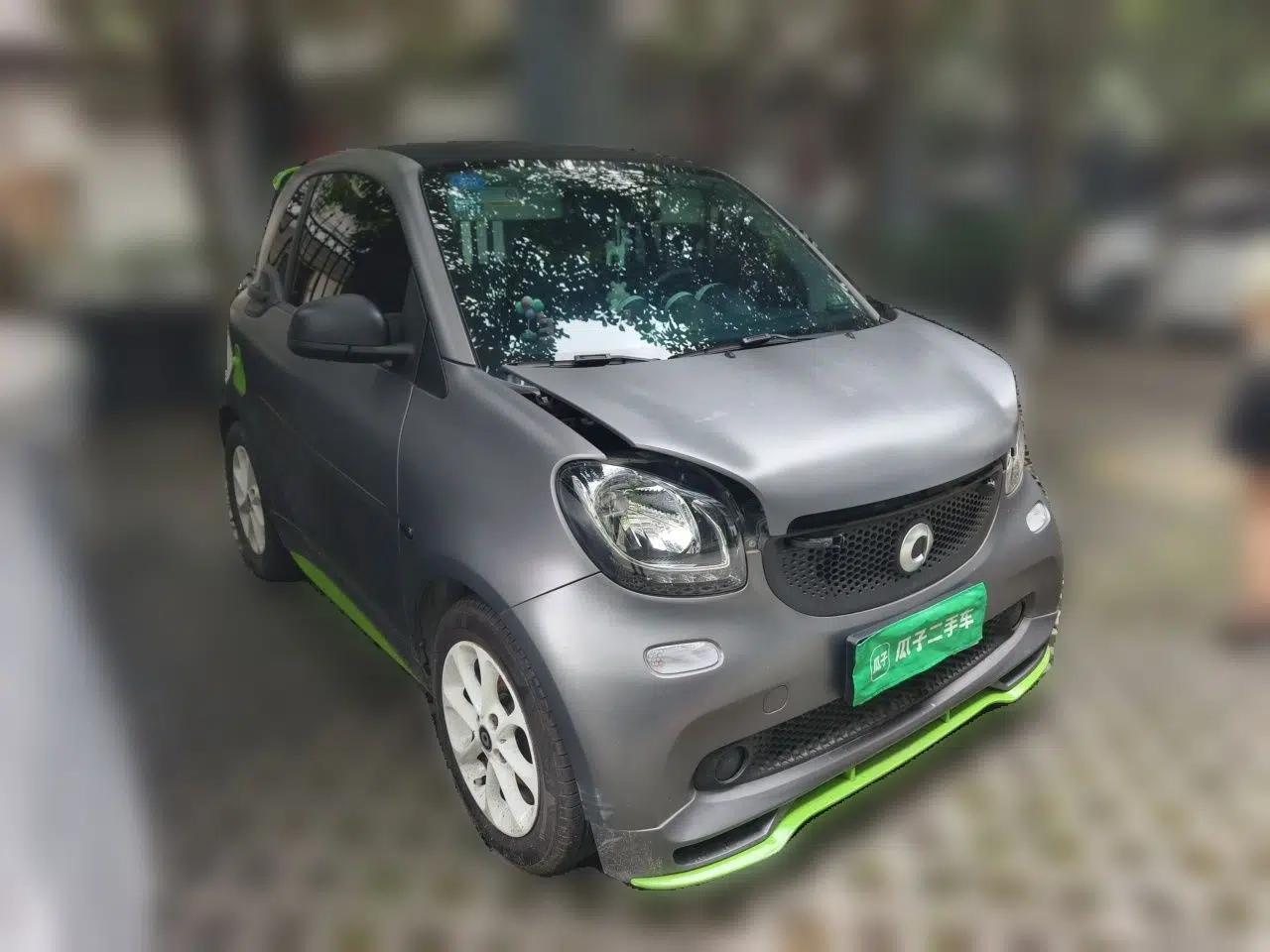 smart fortwo 2015 1.0L 52 kW hardtop Dynamic version — миниатюра 3