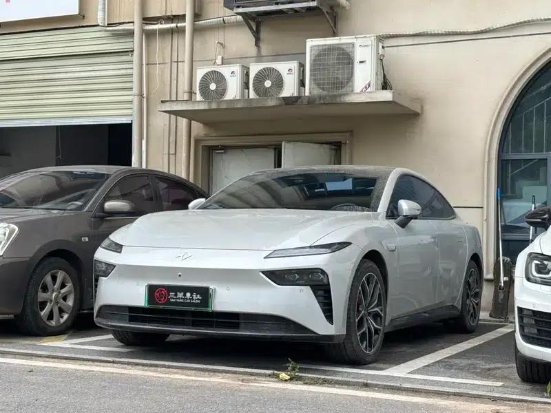Yipai 007 2025 Pure Electric 565 AWD Max Navigation Edition — миниатюра 1