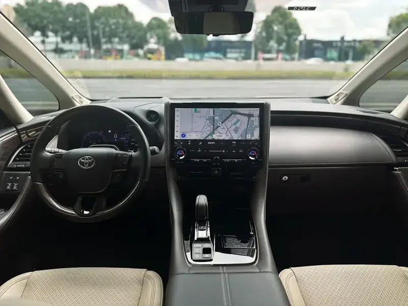 2024 Alphard 2.5L Automatic 4WD 7-Seater Factory Custom Edition — миниатюра 12