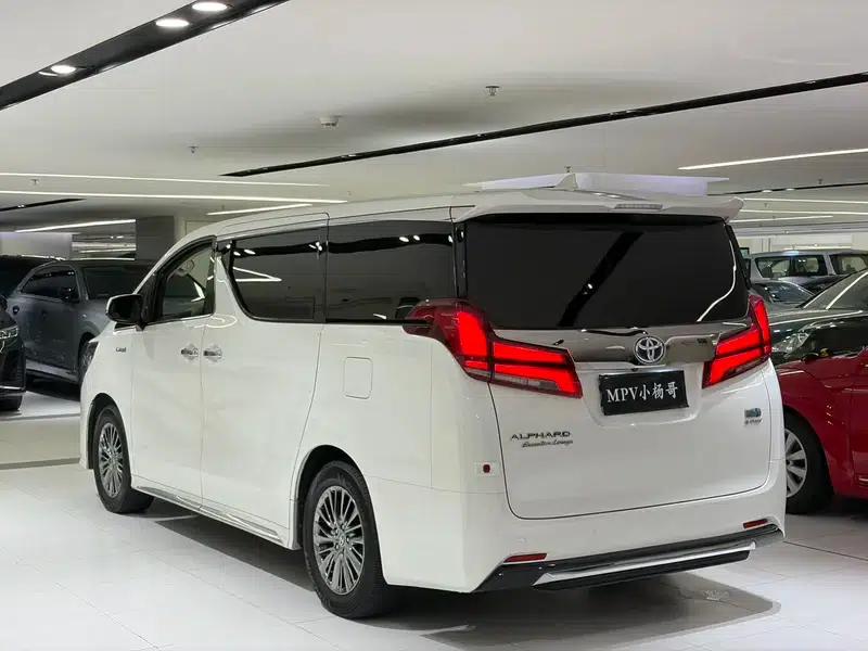 Alphard 2022 Hybrid 2.5L Premium Gold Edition — миниатюра 3