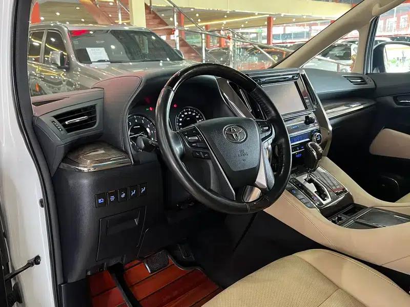 2018 Alphard Facelift 3.5L Premium Edition — миниатюра 10