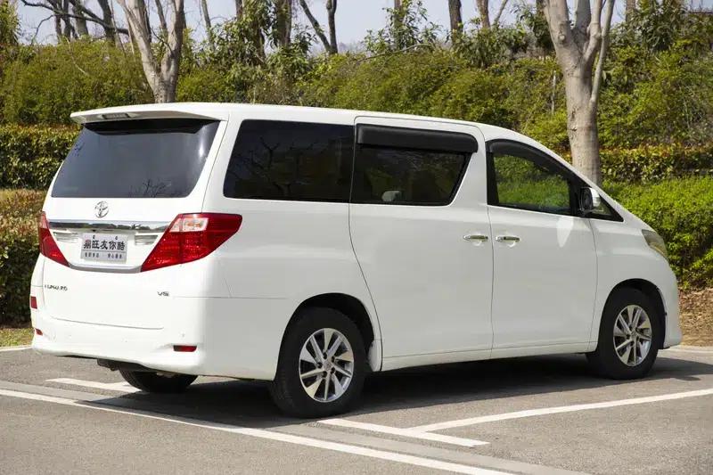 2012 Alphard 3.5L Luxury Edition — миниатюра 7