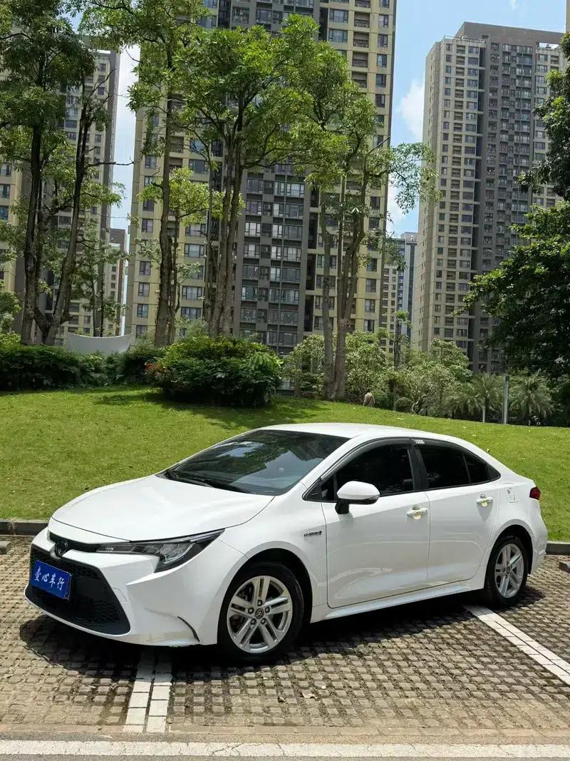 Levin 2022 Hybrid 1.8H E-CVT Entry Edition — миниатюра 7