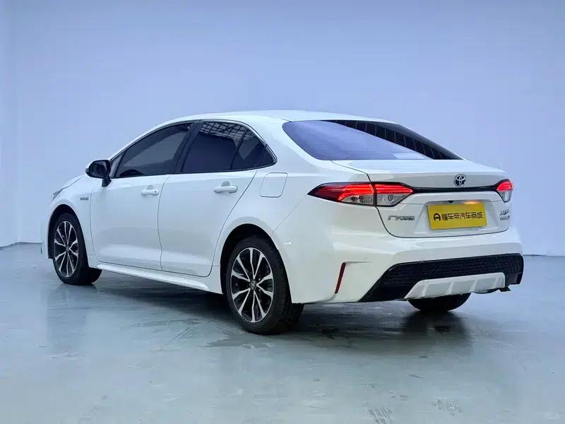 Levin 2022 Hybrid 1.8H E-CVT Sport Edition — миниатюра 5