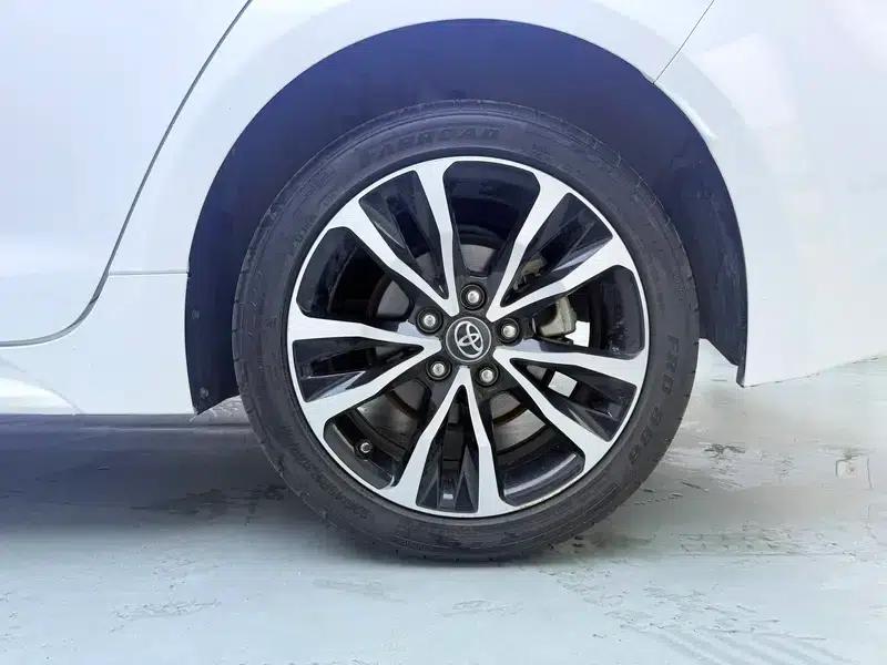 Levin 2022 Hybrid 1.8H E-CVT Sport Edition — миниатюра 9