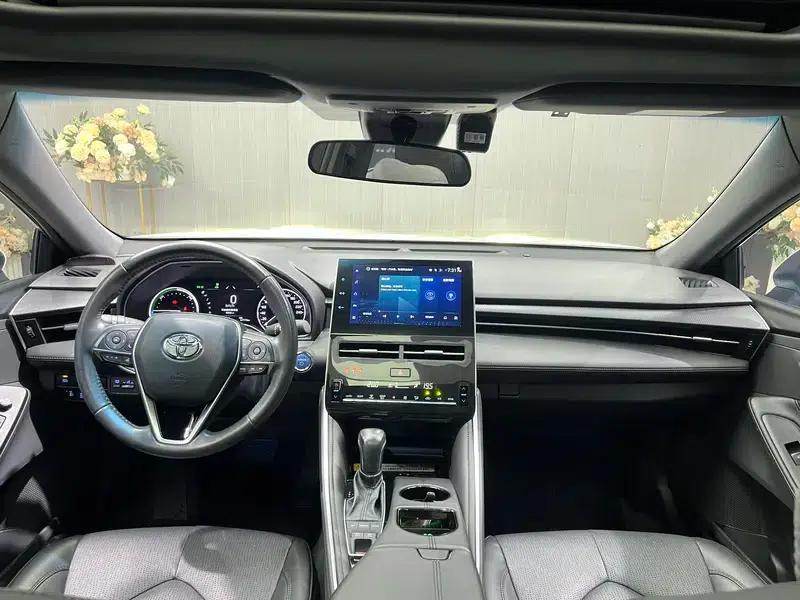 2023 Toyota Avalon Intelligent Hybrid Dual Engine 2.5L E-CVT Luxury Edition — миниатюра 8