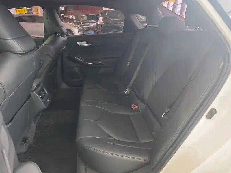 2022 Toyota Avalon 2.0L Luxury Edition — миниатюра 24