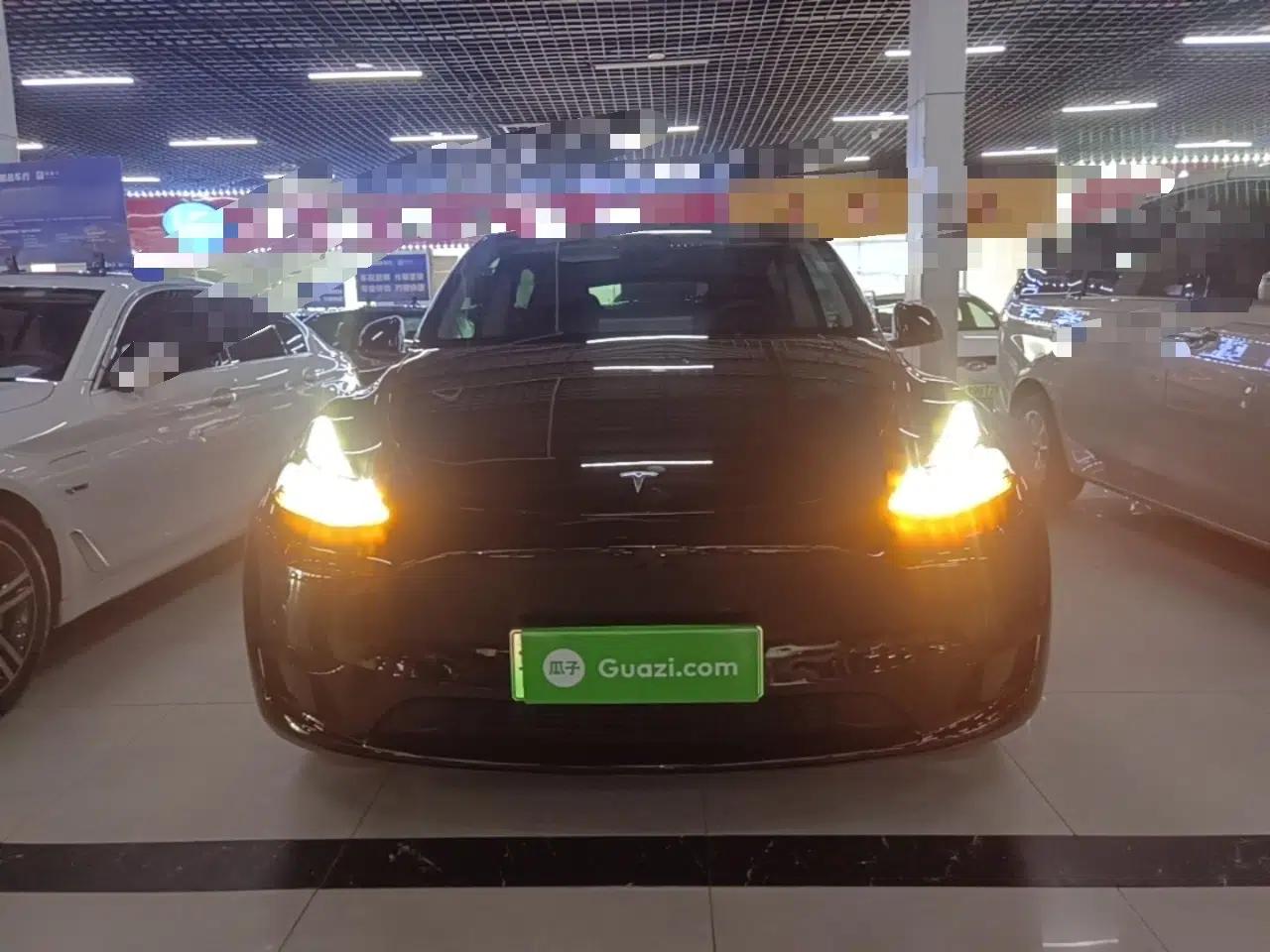 Tesla Model Y 2022 Rear-Wheel-Drive Version — миниатюра 2