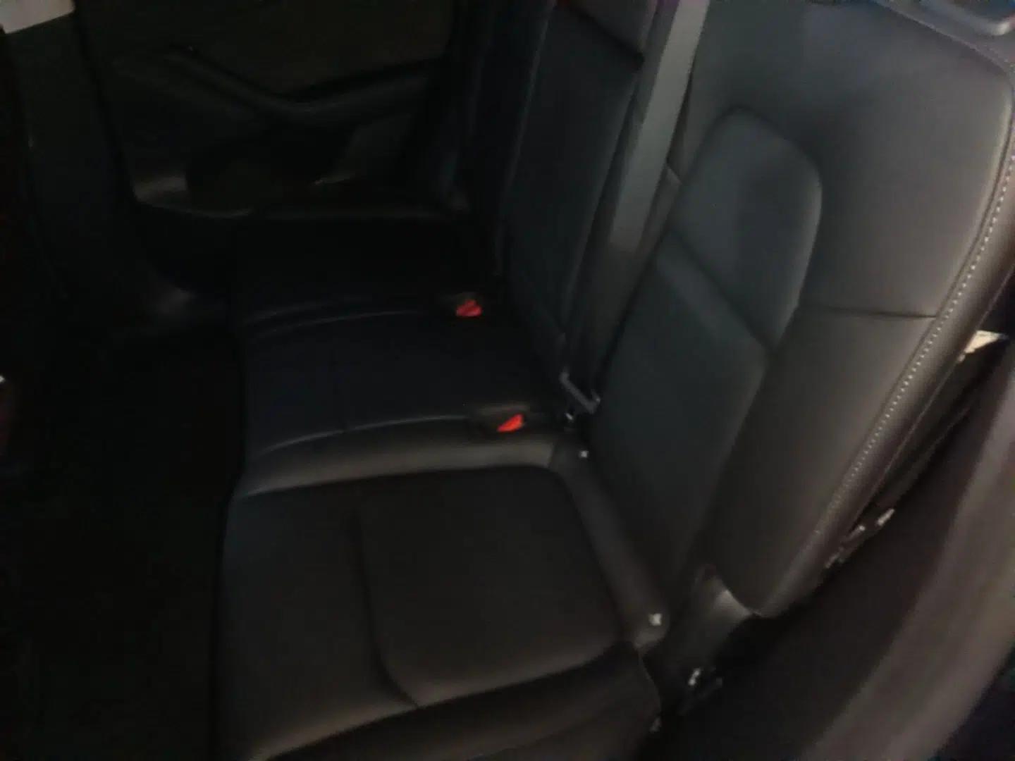 Tesla Model Y 2022 Rear-Wheel-Drive Version — миниатюра 20