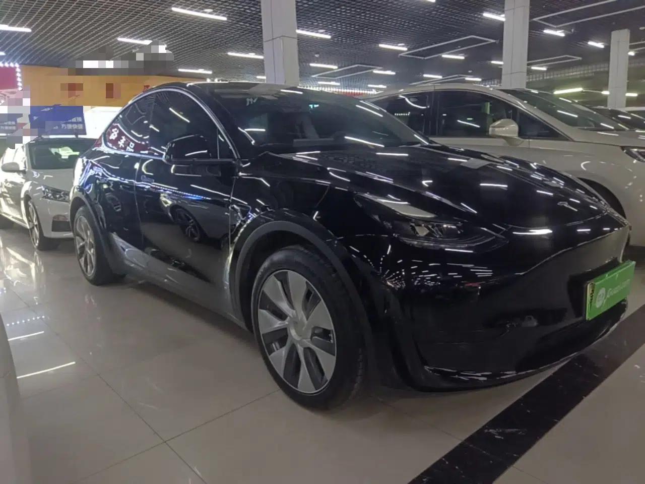 Tesla Model Y 2022 Rear-Wheel-Drive Version — миниатюра 3