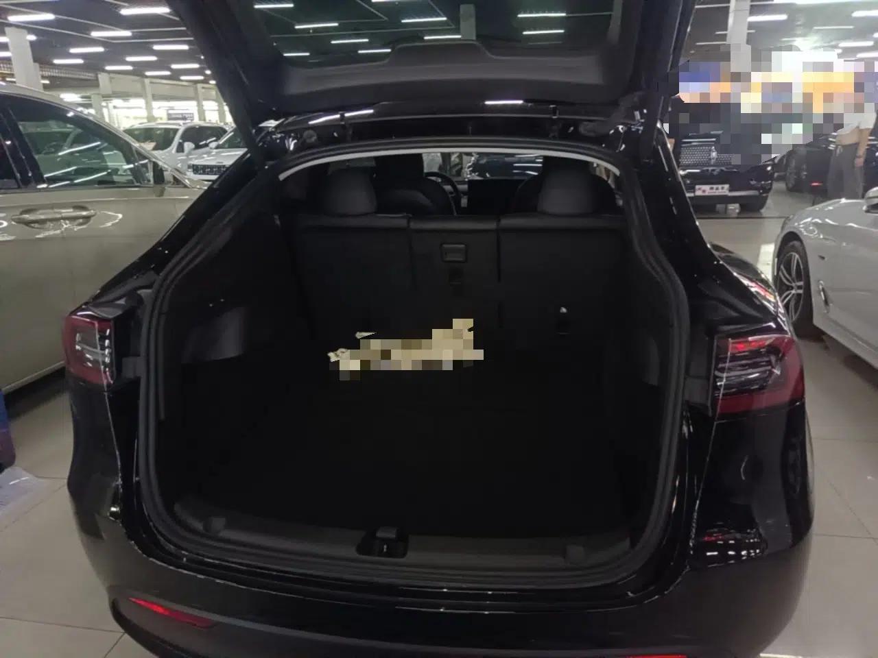 Tesla Model Y 2022 Rear-Wheel-Drive Version — миниатюра 22