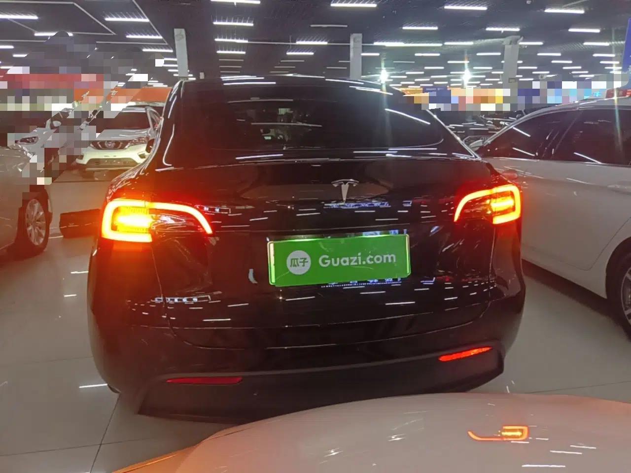 Tesla Model Y 2022 Rear-Wheel-Drive Version — миниатюра 5