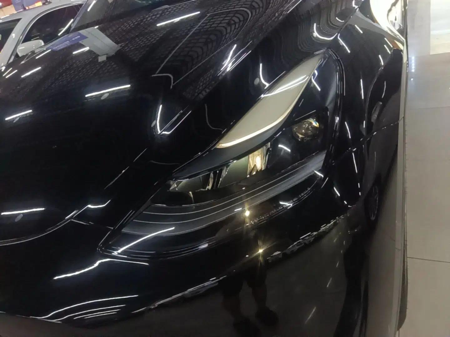 Tesla Model Y 2022 Rear-Wheel-Drive Version — миниатюра 8
