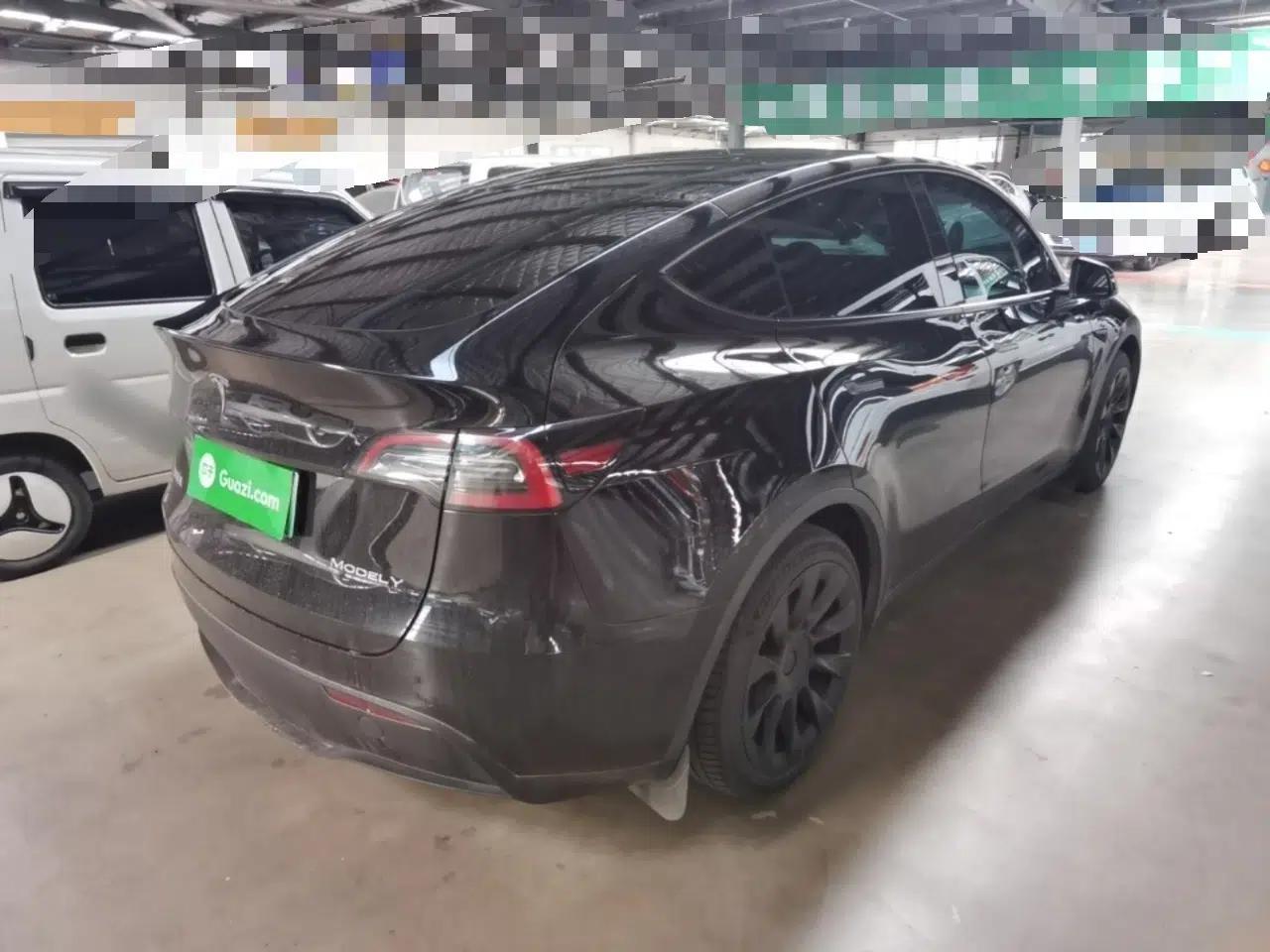 Tesla Model Y 2022 Revised Version Rear-Wheel Drive — миниатюра 6