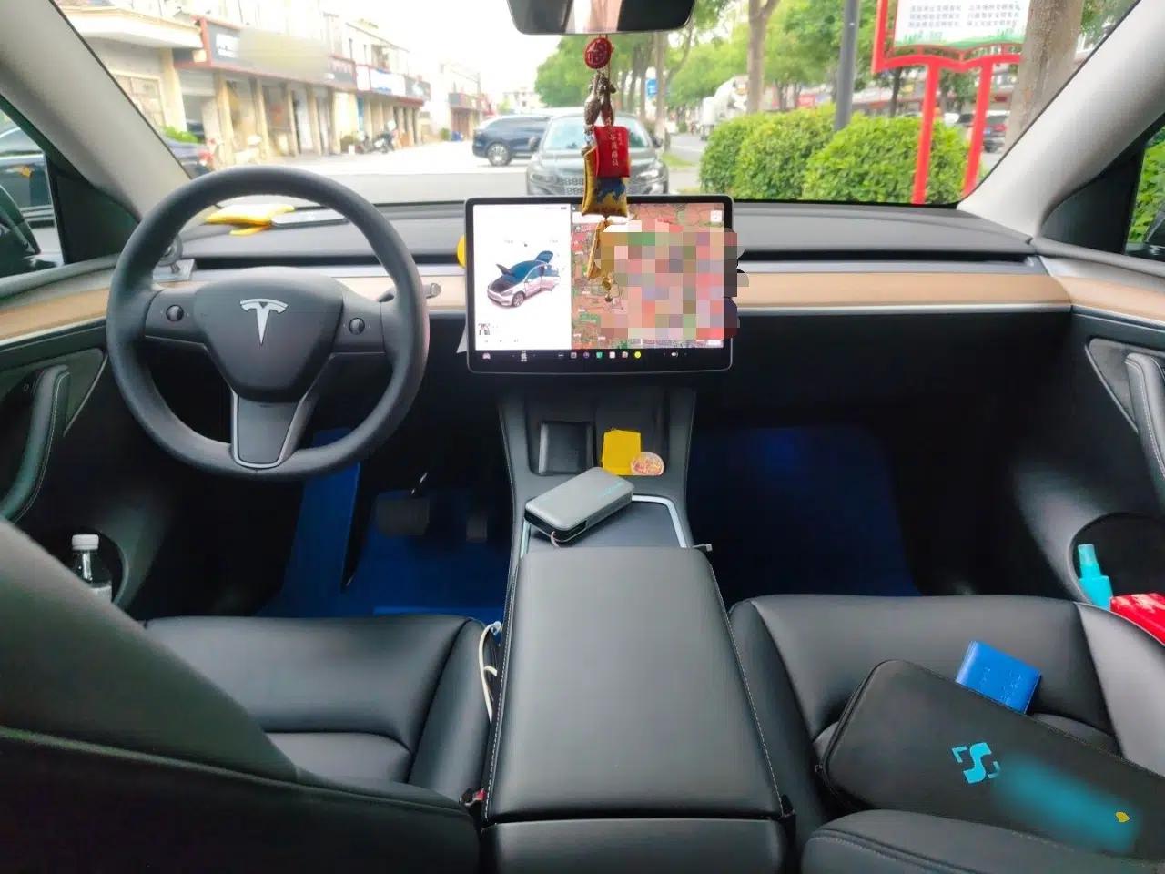 Tesla Model Y 2022 Rear-Wheel-Drive Version — миниатюра 18