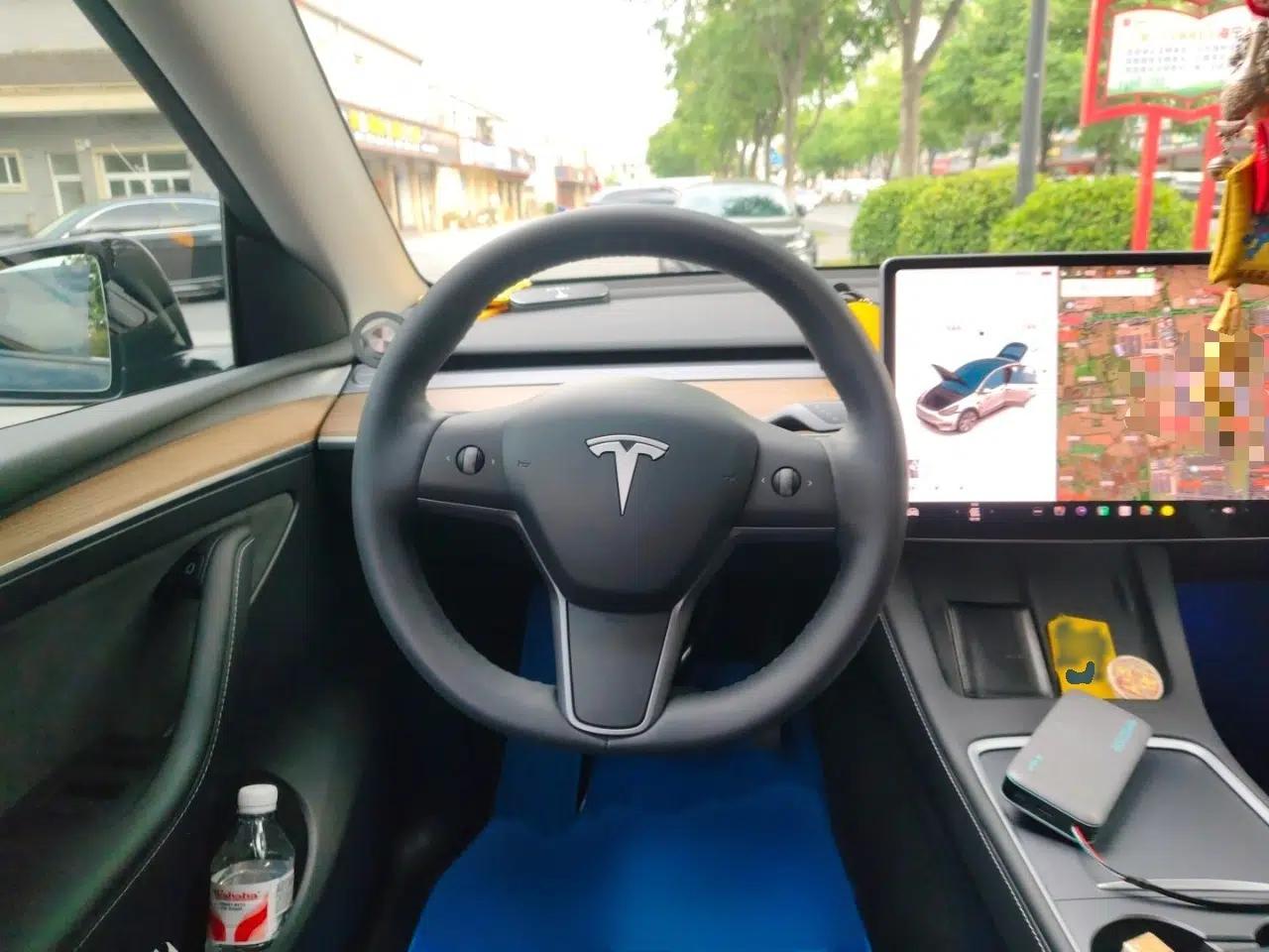 Tesla Model Y 2022 Rear-Wheel-Drive Version — миниатюра 9