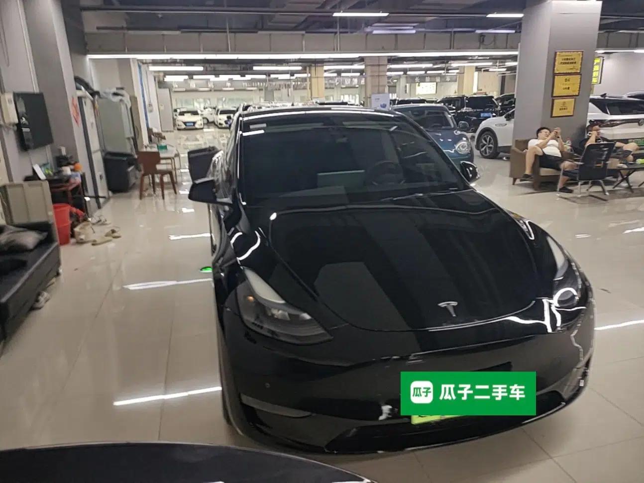 Tesla Model Y 2022 Revised Version Long-Range All-Wheel Drive — миниатюра 3