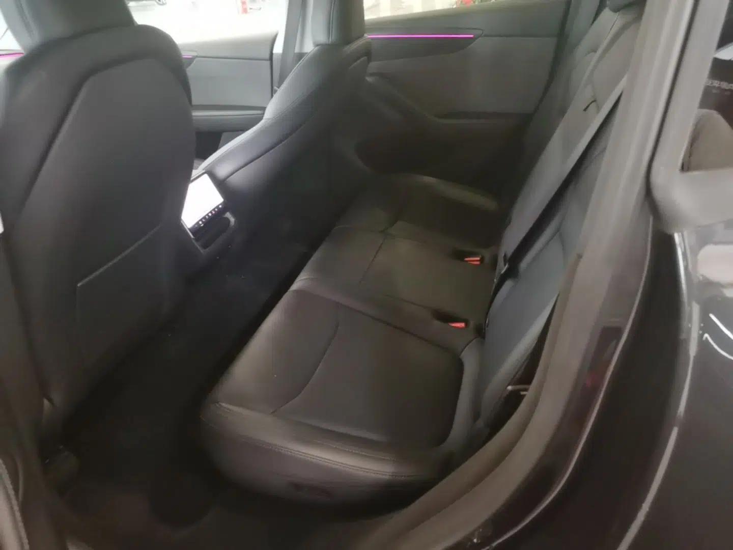 Tesla Model Y 2025 Rear-Wheel-Drive Version — миниатюра 20