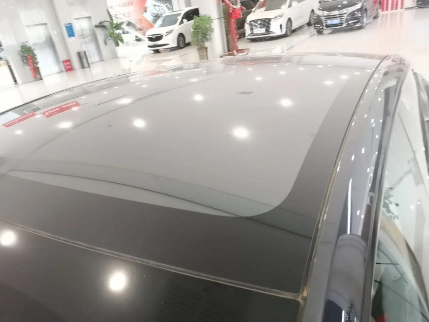Tesla Model Y 2025 Rear-Wheel-Drive Version — миниатюра 7