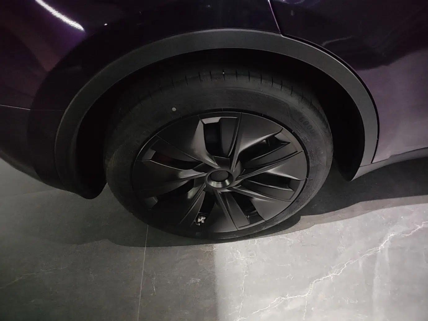 Tesla Model Y 2024 Rear-Wheel-Drive Version — миниатюра 11
