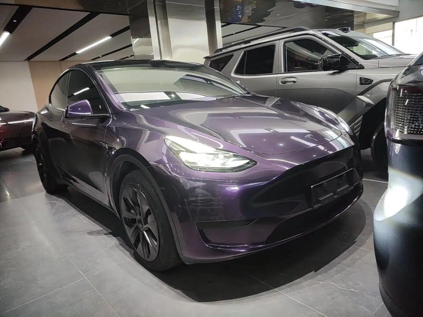 Tesla Model Y 2024 Rear-Wheel-Drive Version — миниатюра 3