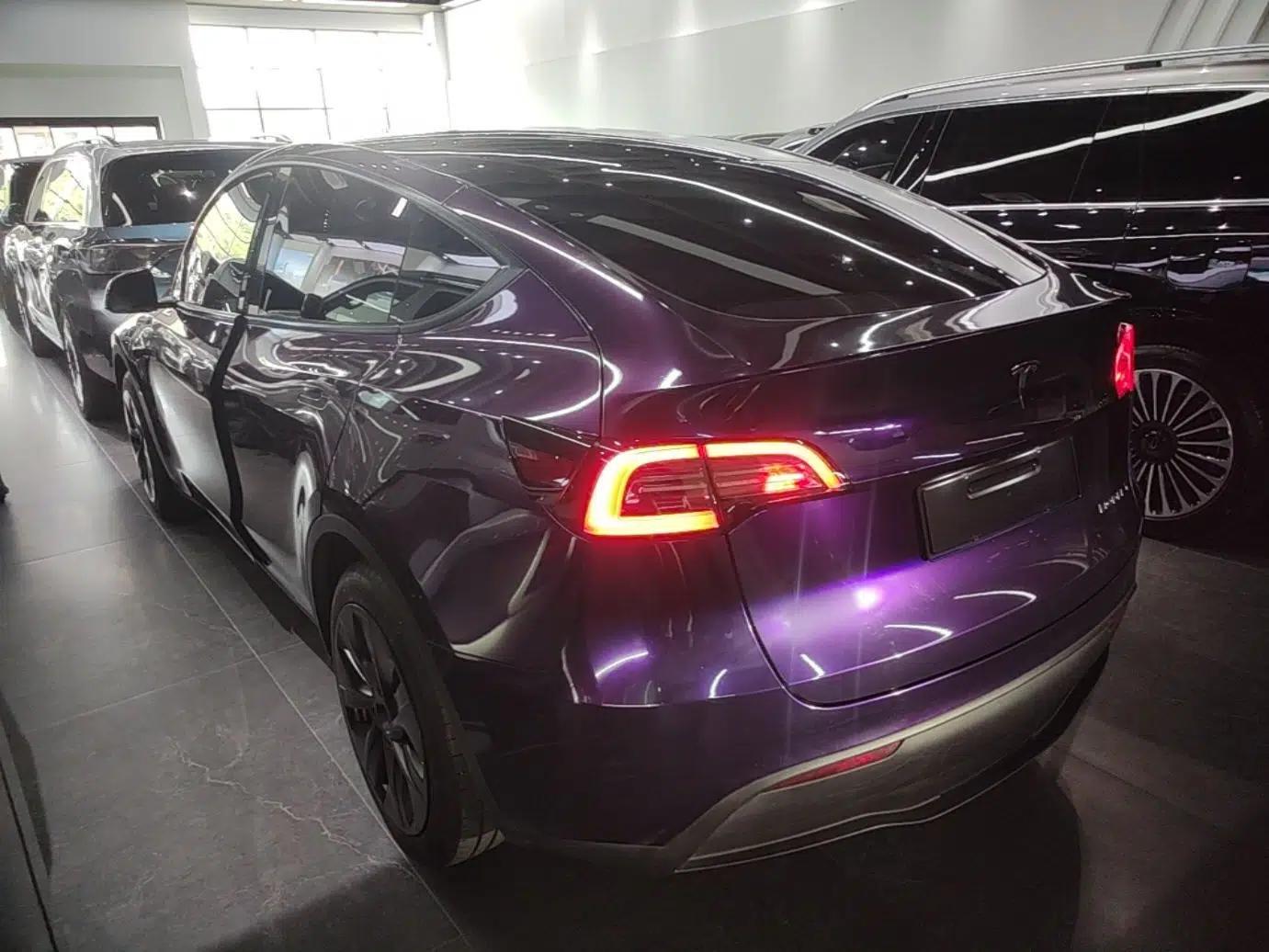 Tesla Model Y 2024 Rear-Wheel-Drive Version — миниатюра 4