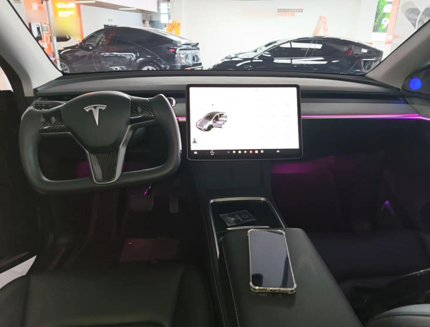Tesla Model Y 2024 Rear-Wheel-Drive Version — миниатюра 12