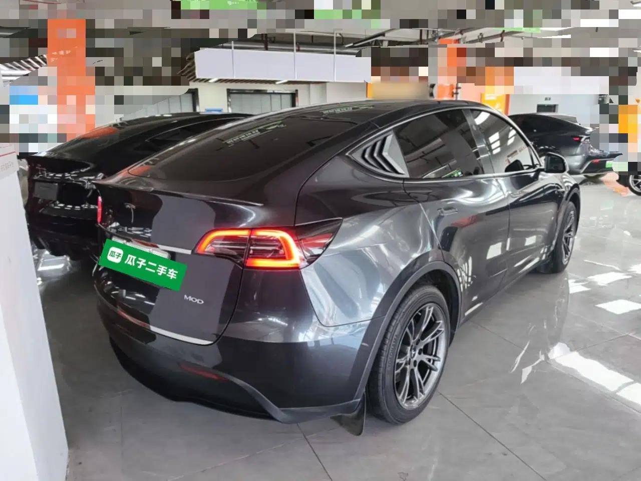 Tesla Model Y 2024 Rear-Wheel-Drive Version — миниатюра 6