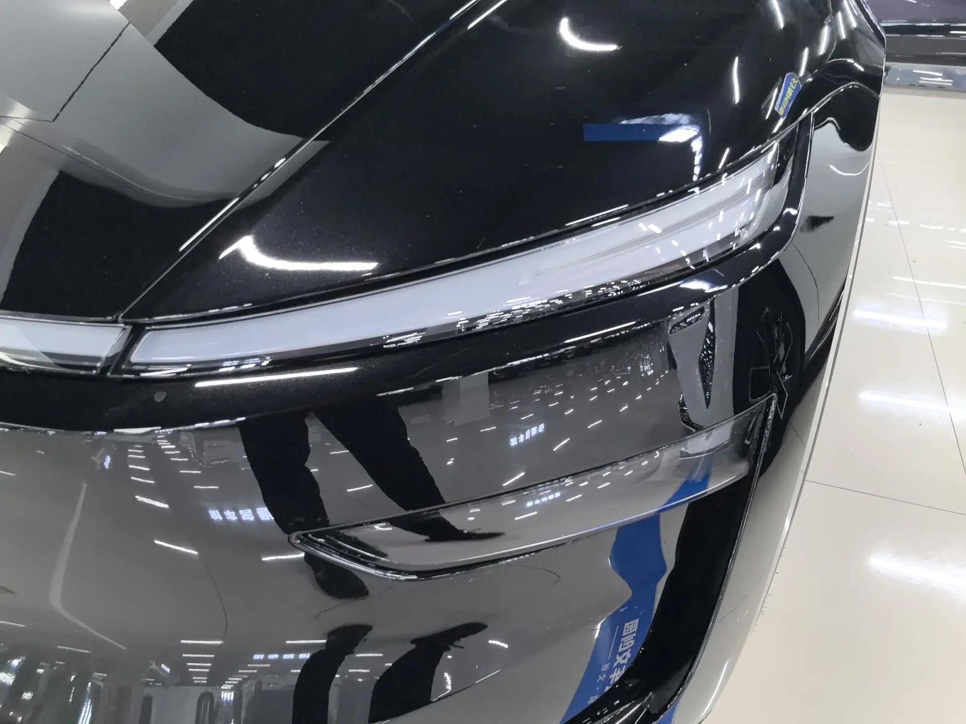 Tesla Model Y 2026 Rear-Drive Model — миниатюра 8