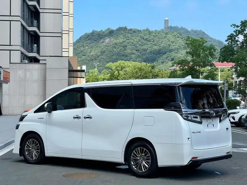 2020 Alphard Hybrid 2.5L HV Luxury Edition — миниатюра 4