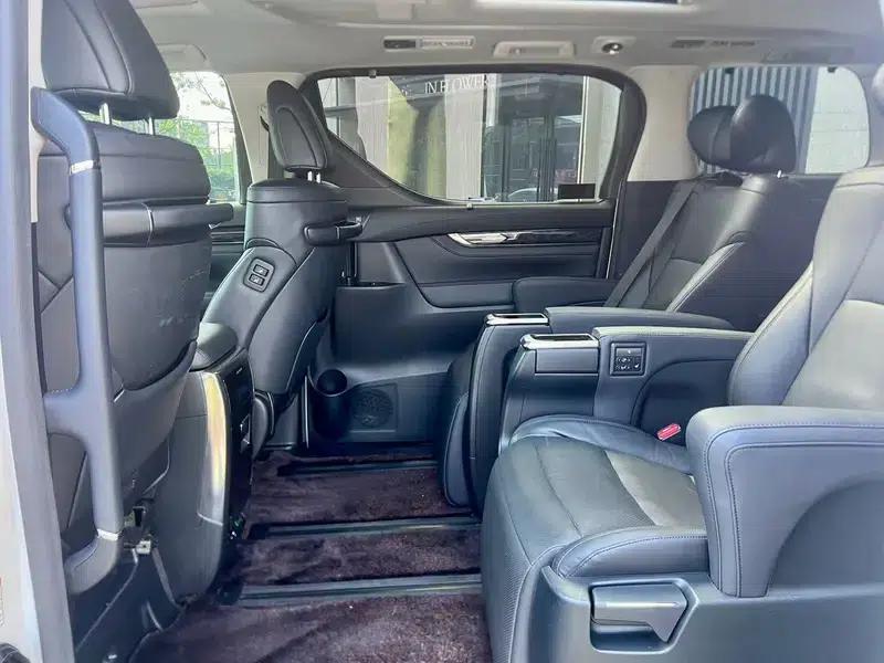 2020 Alphard Hybrid 2.5L HV Luxury Edition — миниатюра 9