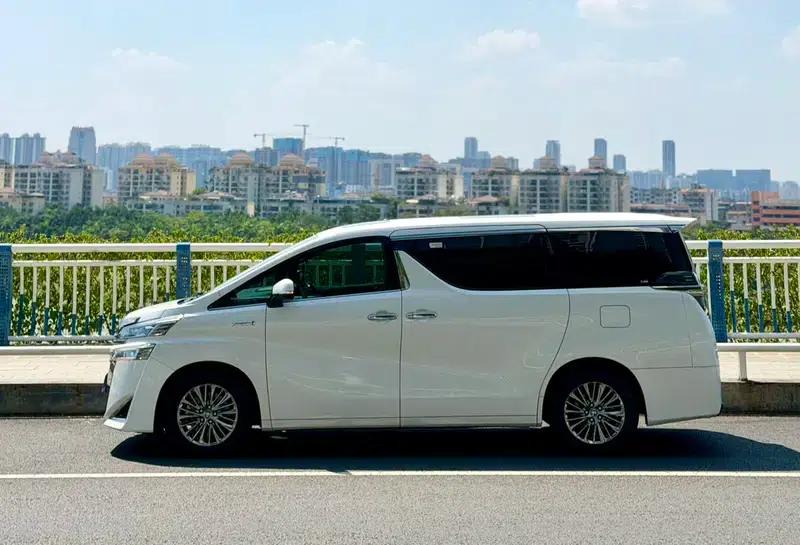 2019 Alphard Hybrid 2.5L HV Premium Edition — миниатюра 4