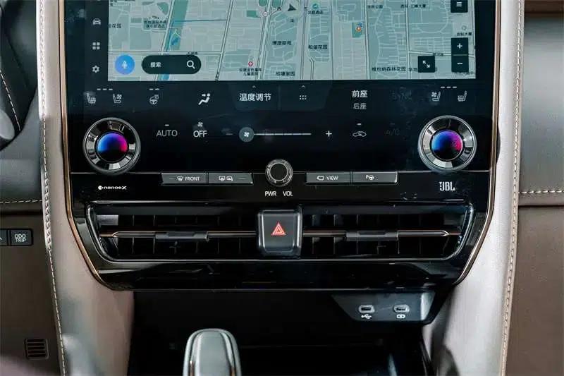 2023 Alphard Crown 2.5L Intelligent Hybrid Dual Engine AWD Supreme Executive Edition — миниатюра 13