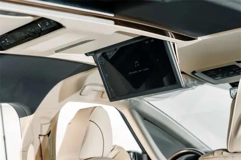 2023 Alphard Crown 2.5L Intelligent Hybrid Dual Engine AWD Supreme Executive Edition — миниатюра 19