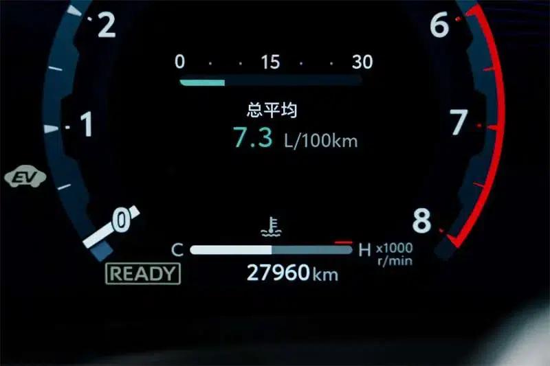 2023 Alphard Crown 2.5L Intelligent Hybrid Dual Engine AWD Supreme Executive Edition — миниатюра 22