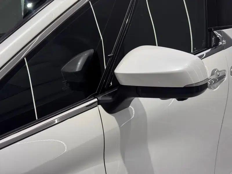 2023 Alphard Crown 2.5L Intelligent Hybrid Dual Engine AWD Supreme Edition — миниатюра 11