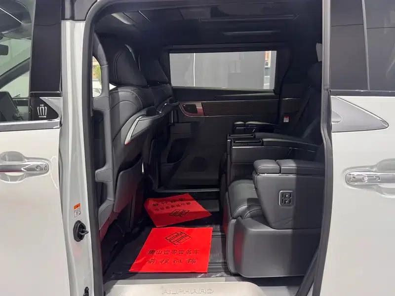 2023 Alphard Crown 2.5L Intelligent Hybrid Dual Engine AWD Supreme Edition — миниатюра 24