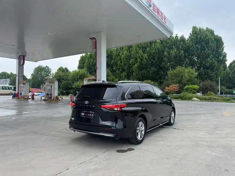 Sena 2021 2.5L Hybrid Comfort Edition — миниатюра 6