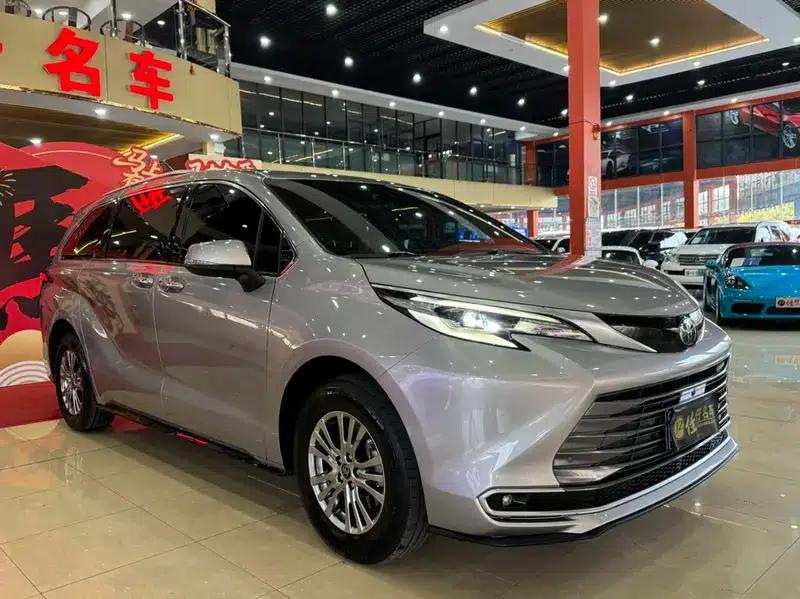 Sena 2021 2.5L Hybrid Premium Edition — миниатюра 3