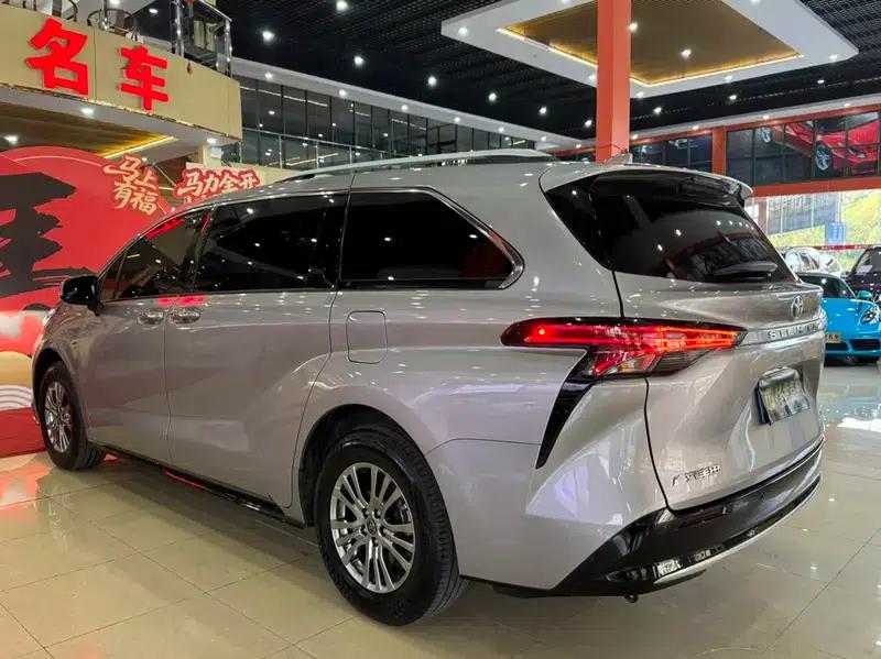 Sena 2021 2.5L Hybrid Premium Edition — миниатюра 4