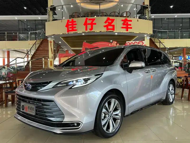 Sena 2021 2.5L Hybrid Premium Edition — миниатюра 1