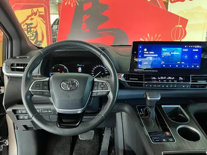 Sena 2021 2.5L Hybrid Premium Edition — миниатюра 12
