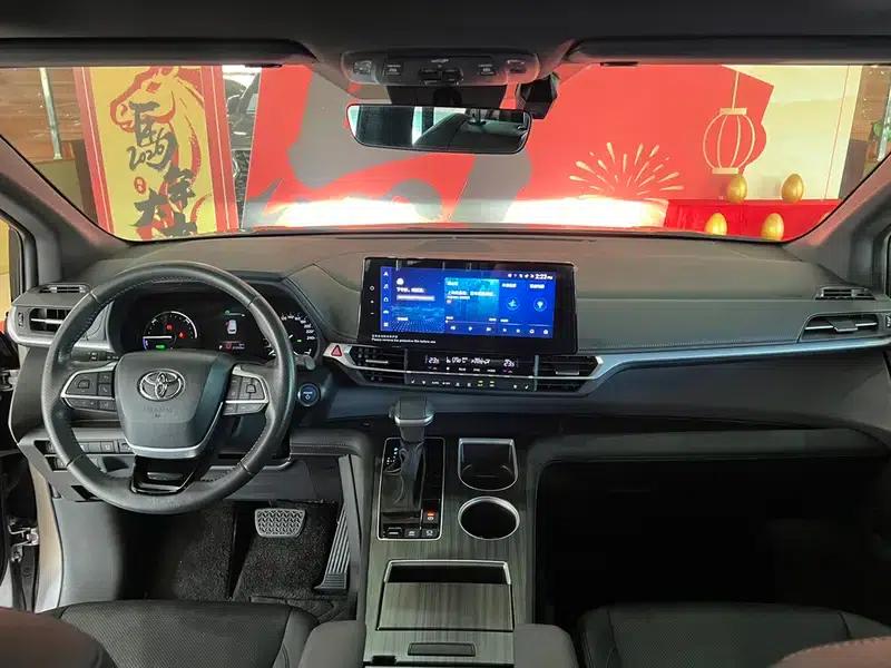 Sena 2021 2.5L Hybrid Premium Edition — миниатюра 14