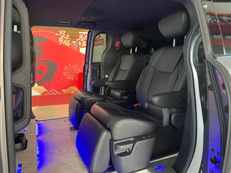 Sena 2021 2.5L Hybrid Premium Edition — миниатюра 16