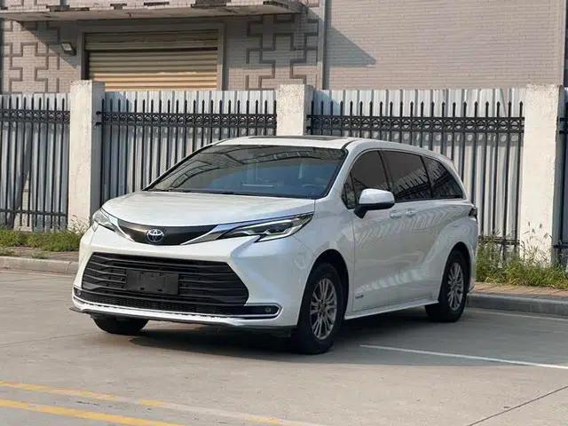 Sena 2021 2.5L Hybrid Comfort Edition