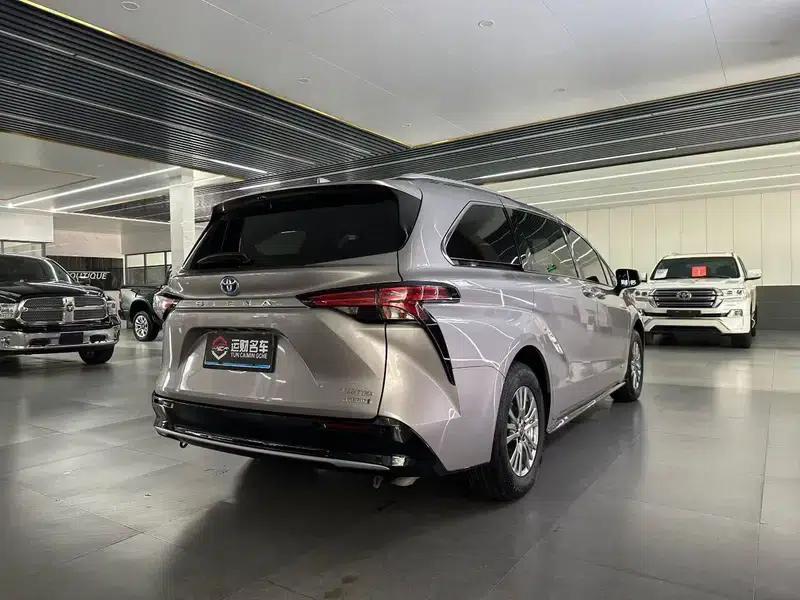 Sena 2021 2.5L Hybrid Premium Edition — миниатюра 6