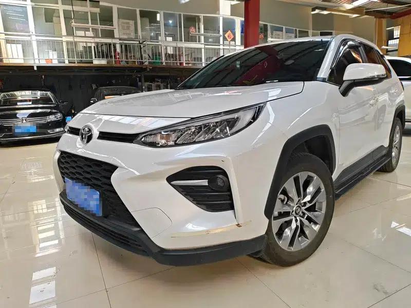 2024 Toyota RAV4 2.0L 2WD Leading Edition — миниатюра 1